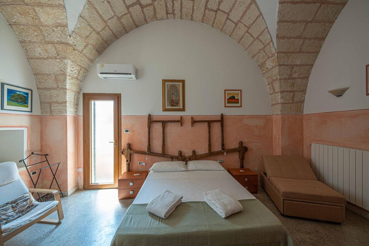 B&B Palazzo La Traja Гальяно-дель-Капо Экстерьер фото